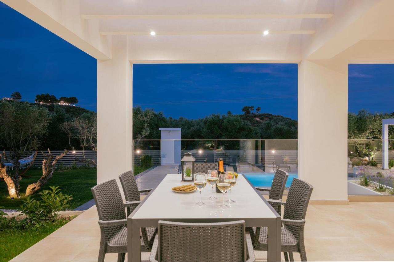 Valentino Luxury Villa Planos  Luaran gambar