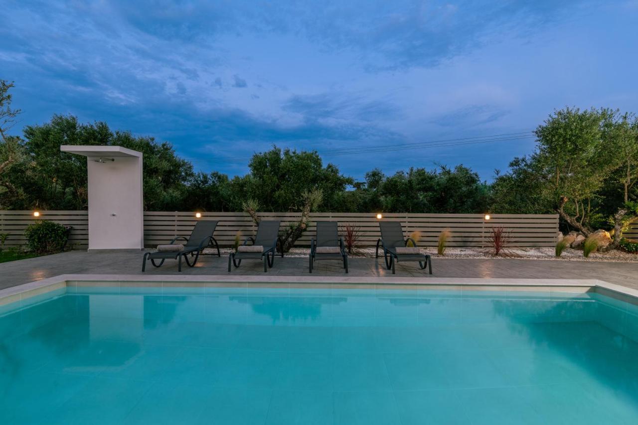 Valentino Luxury Villa Planos  Luaran gambar