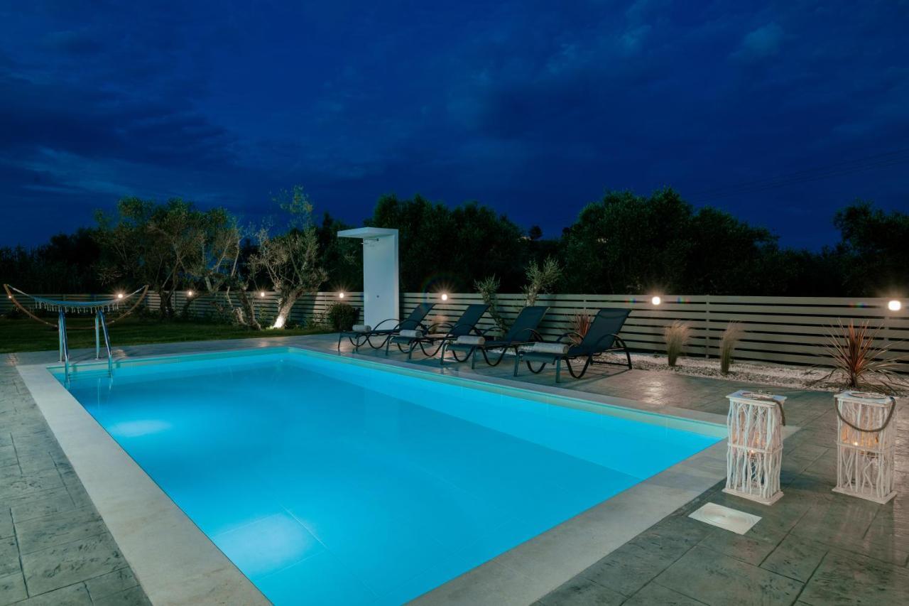 Valentino Luxury Villa Planos  Luaran gambar
